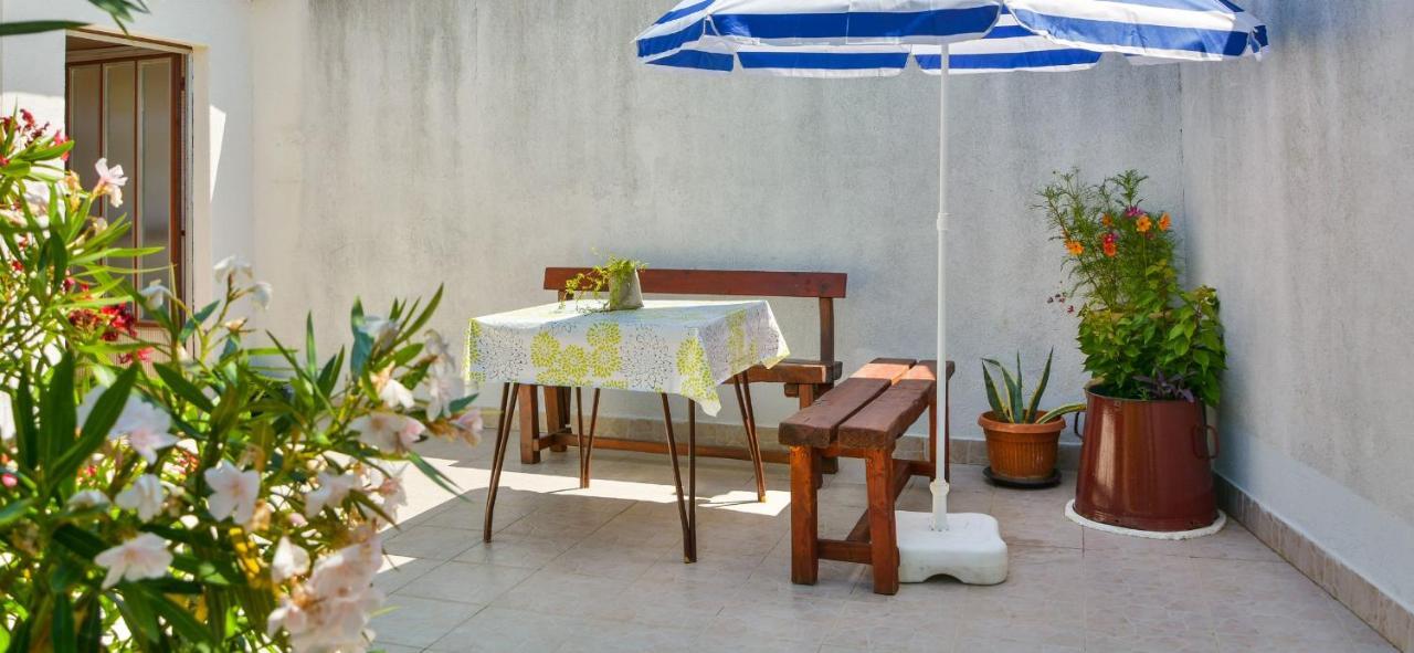 Anka Prpic Appartement Senj  Buitenkant foto
