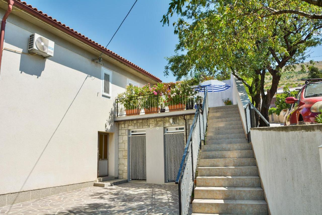 Anka Prpic Appartement Senj  Buitenkant foto
