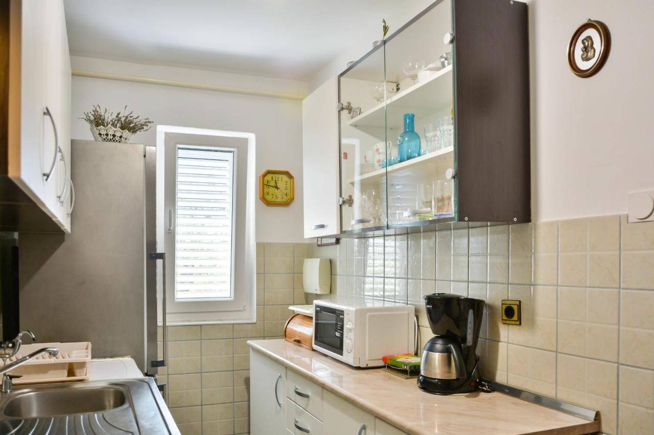 Anka Prpic Appartement Senj  Buitenkant foto